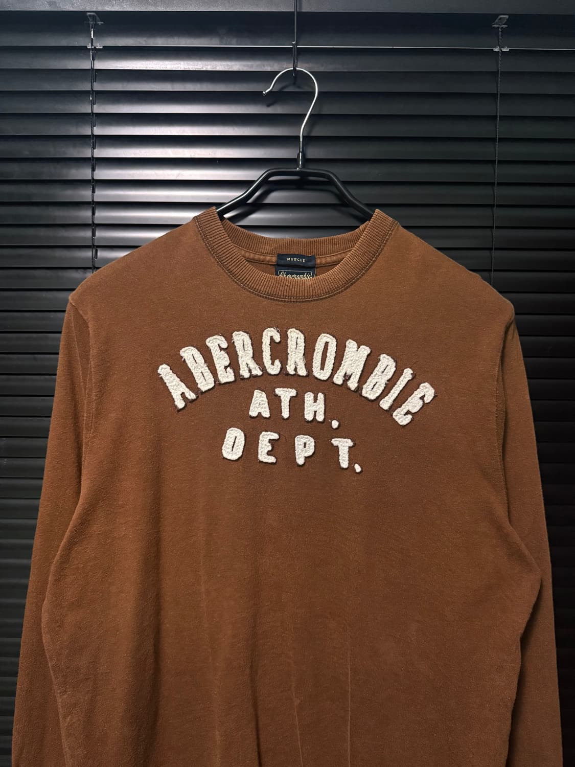 아베크롬비 브라운 갈색 긴팔 티셔츠 롱슬리브리스 y2k M 95 양홍원 상품이미지2