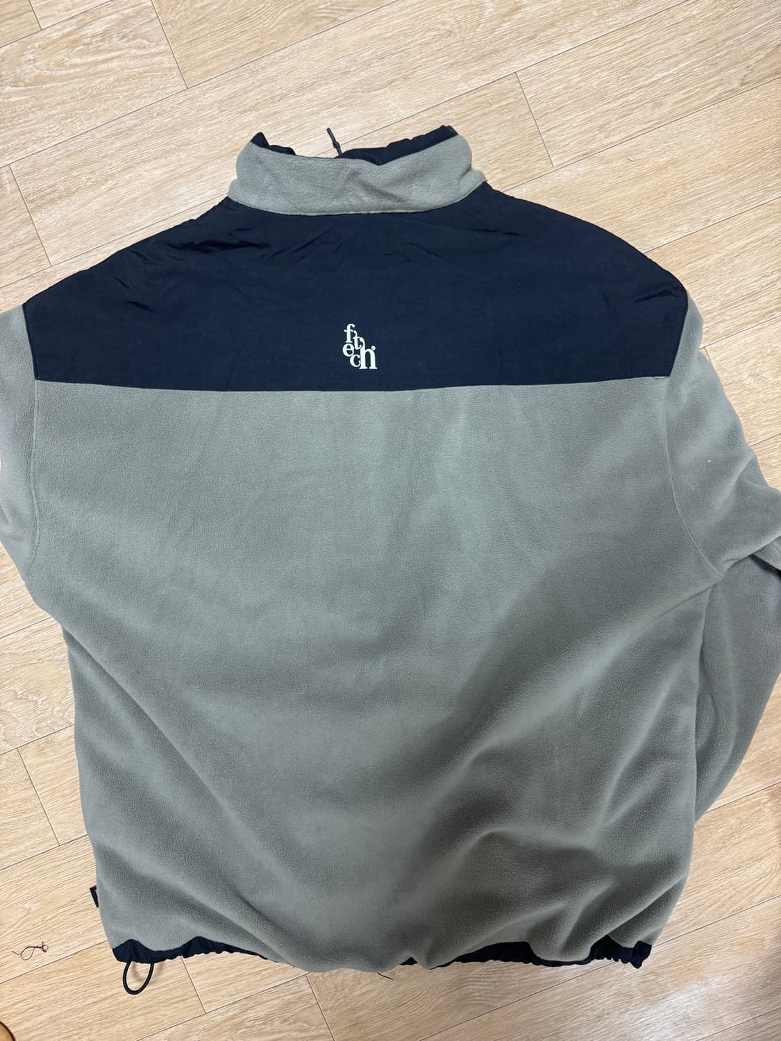 페치선데이 폴라텍 쉐도우 자켓 XL 상품이미지2