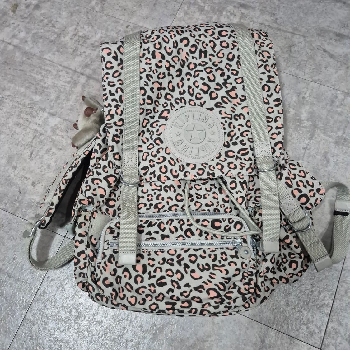 키플링 희귀 레오파드 백팩 상품이미지2