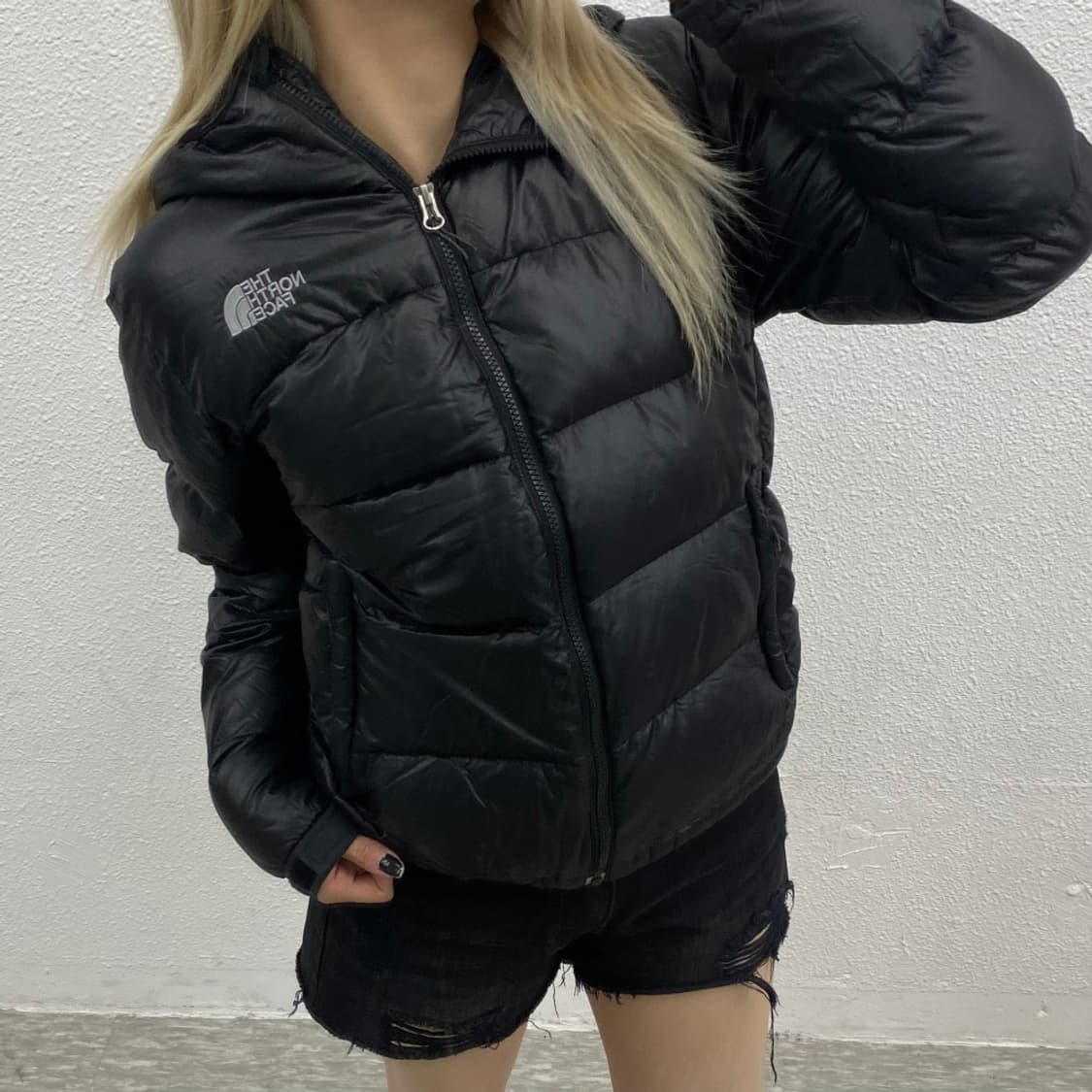 노스페이스 로고 블랙 후드패딩 90 상품이미지1