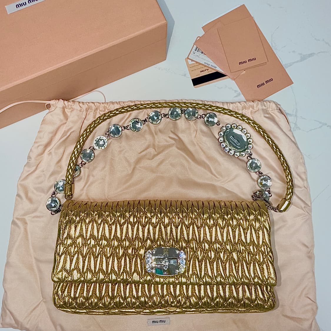  미우미우 RP0169 마테라쎄 스왈로브스키 크리스탈 골드 클러치 & 숄 상품이미지5