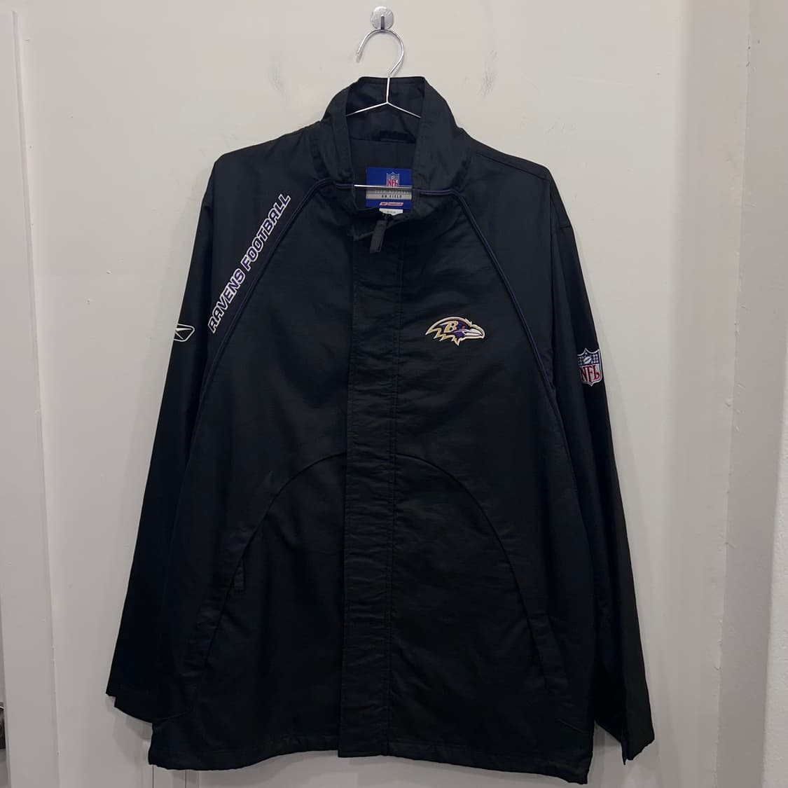 리복 NFL RAVENS 풋볼팀 나그랑 오버핏 바람막이 상품이미지2