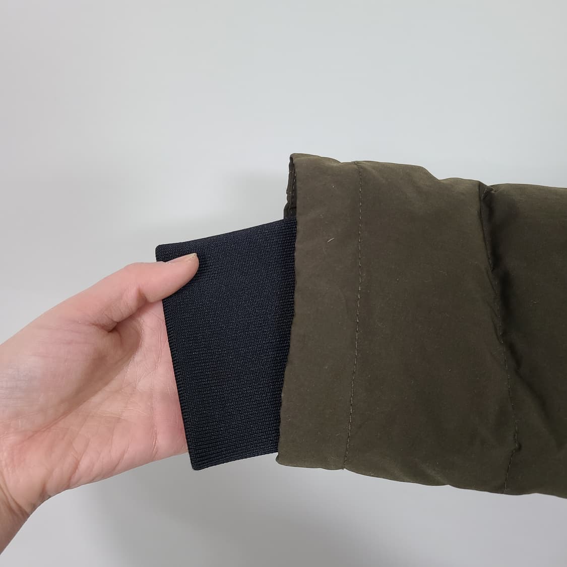 CP컴퍼니 정품 남성 고글 패딩 파카 카키 100 상품이미지3