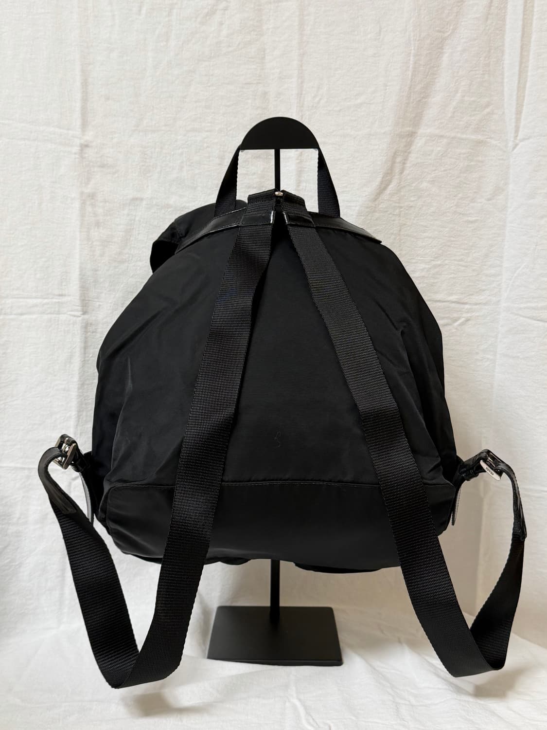 정품 프라다 테수토 나일론 투포켓 백팩 블랙 미디움사이즈 상품이미지7