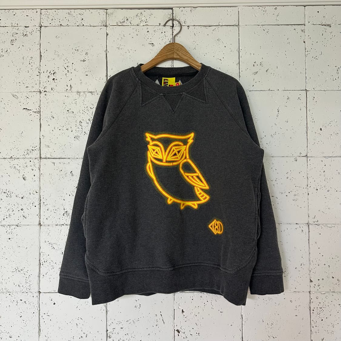 우먼M 럭키슈에뜨 맨투맨 상품이미지1