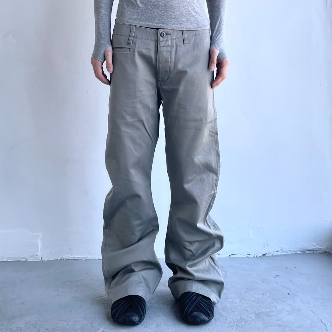 어태치먼트 바나나 치노 팬츠 상품이미지1