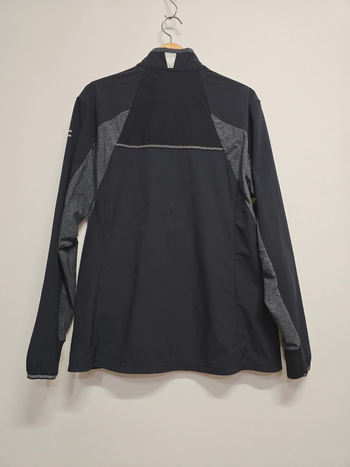 아이더 블랙 바람막이 자켓100 상품이미지6