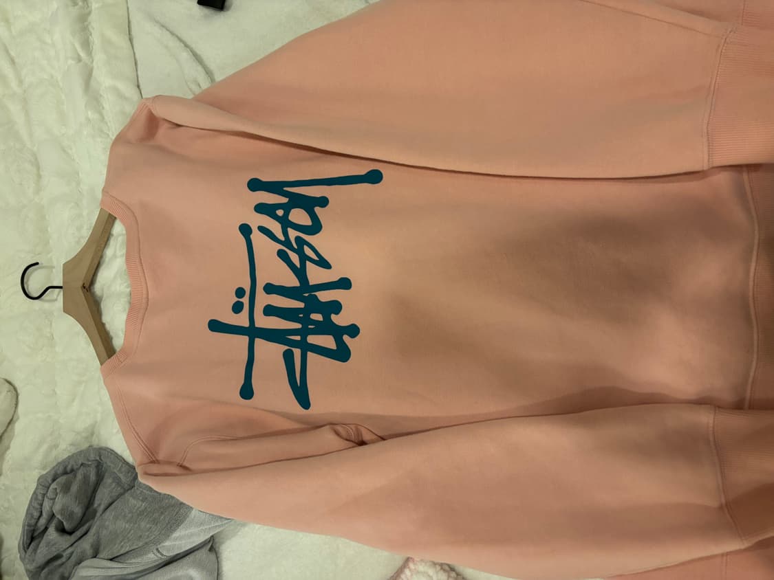 스투시 핑크 맨투맨  상품이미지2