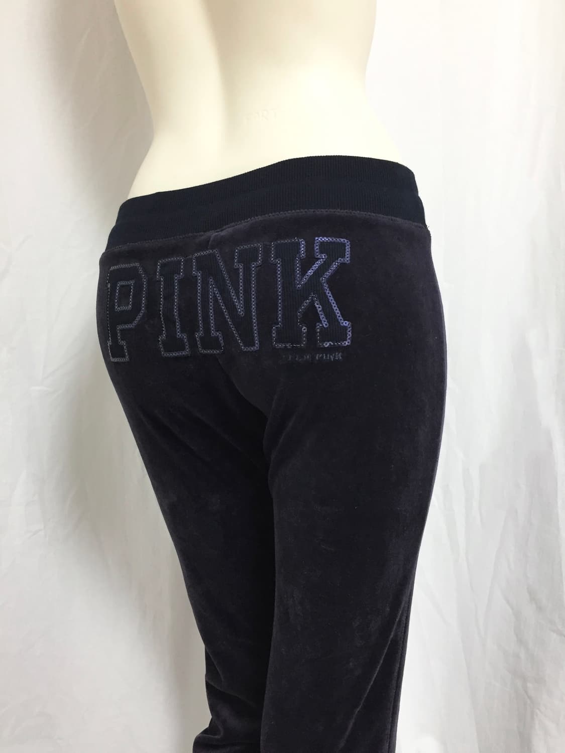 Navy Velvet  Pants  Sequin Patch Detail 상품이미지10