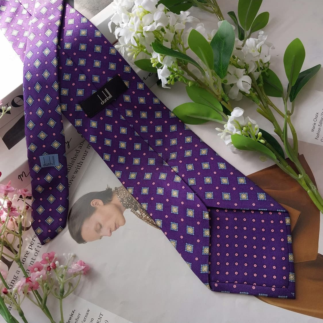 던힐 실크 퍼플 패턴 넥타이 9.1cm A+등급 K1879
 상품이미지5