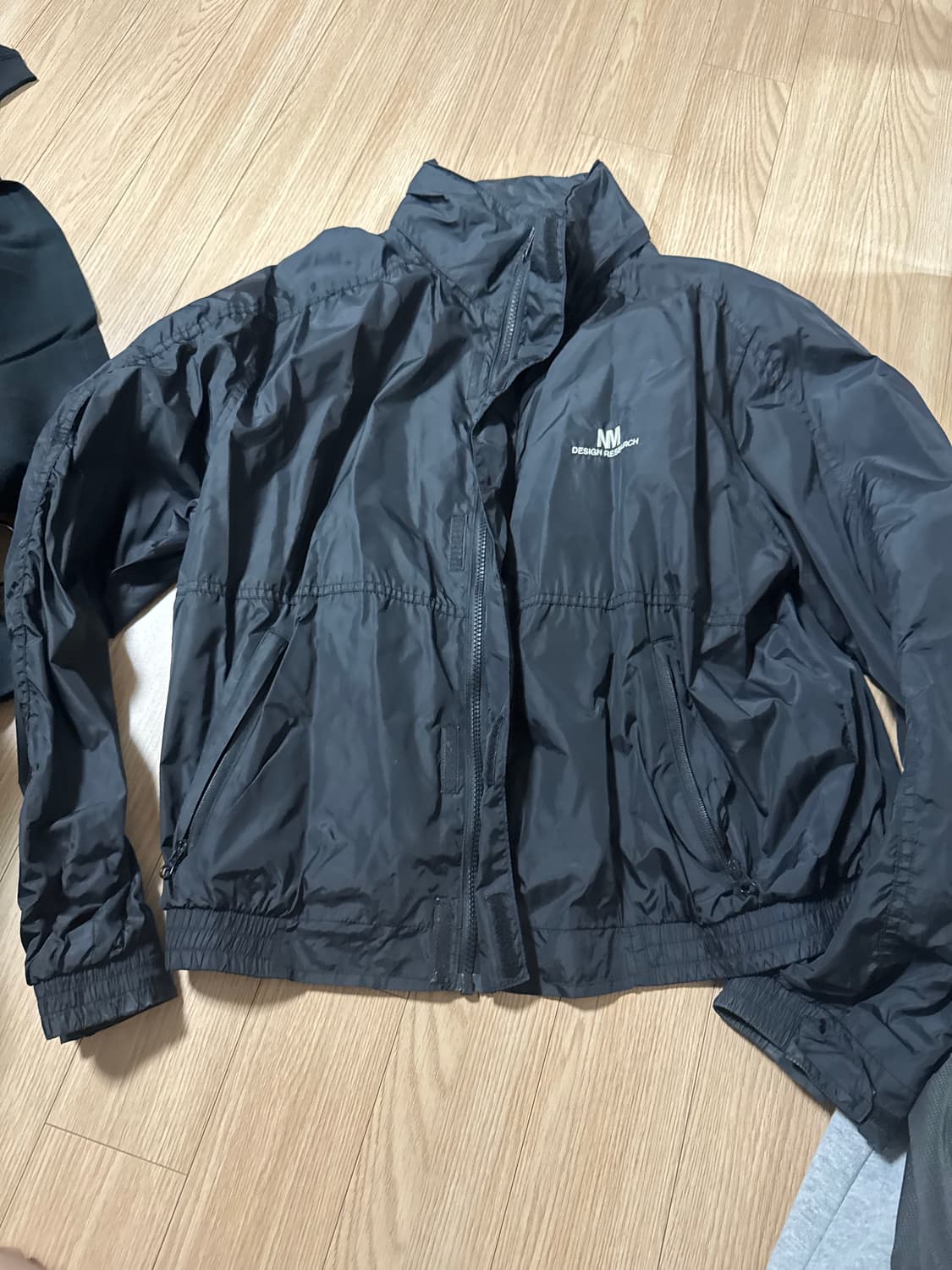 노메뉴얼 바람막이 M사이즈  상품이미지2