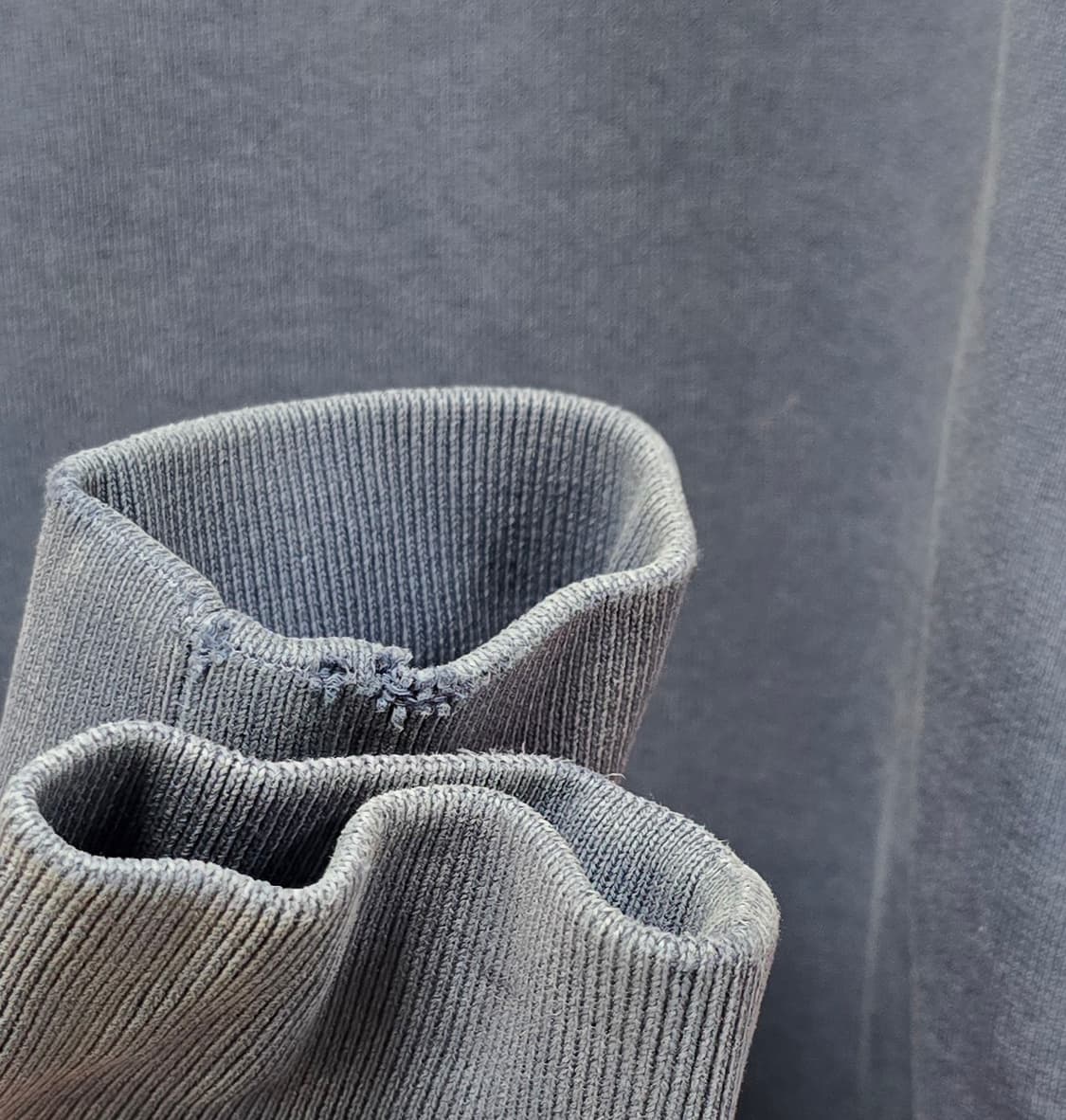 오프화이트 마리아나 로고 맨투맨 m사이즈 95 100 판매 상품이미지4