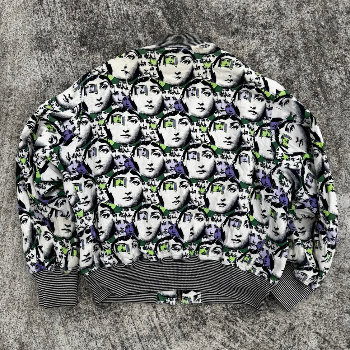 [L] 90s Grass Men's 아트 그래픽 봄버 자켓 상품이미지2