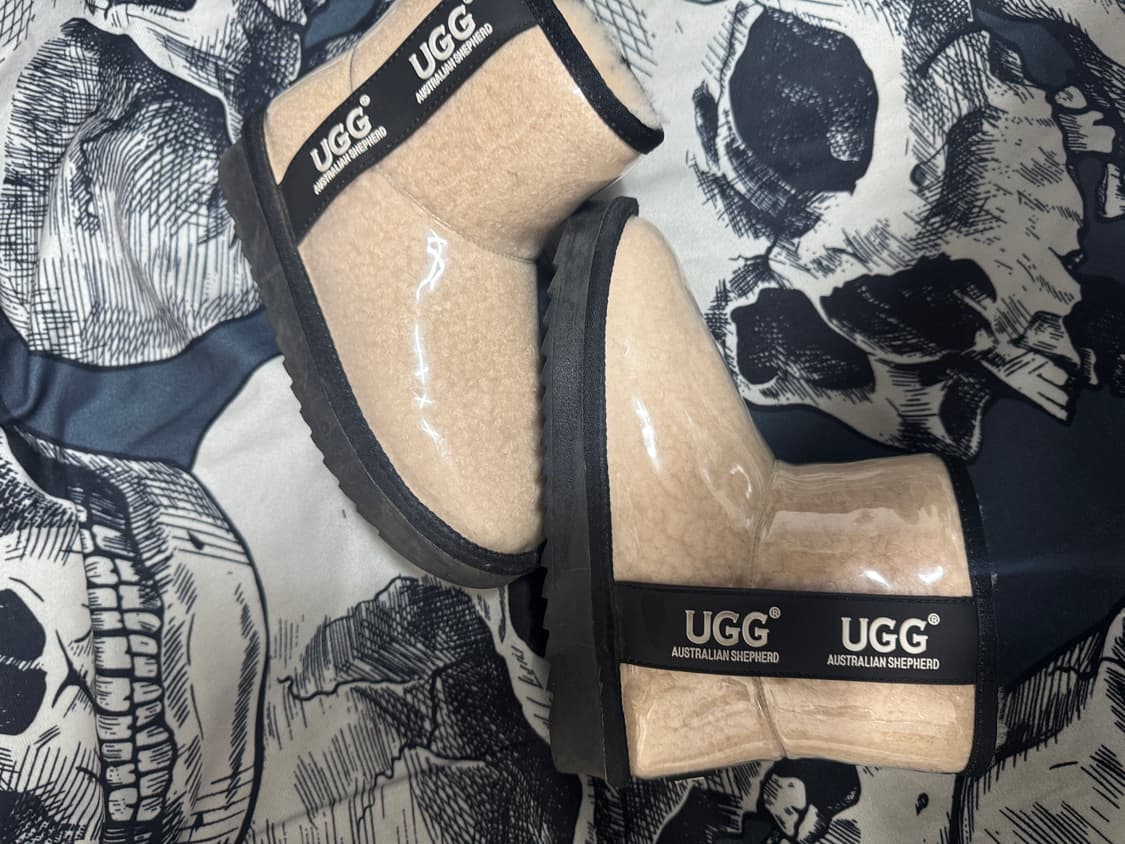 UGG 어그 클리어미니 부츠 215 사이즈  상품이미지2