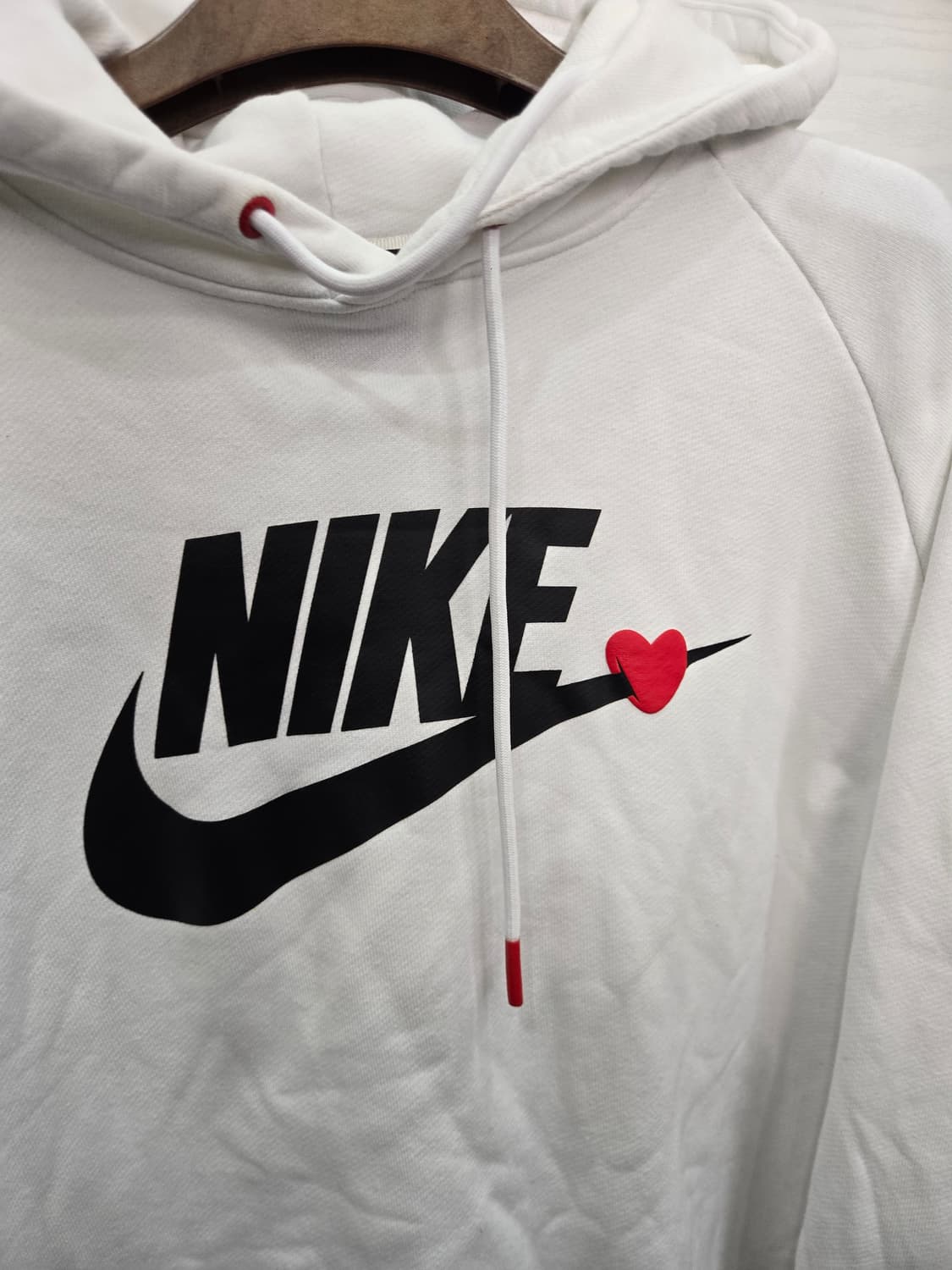 105,XL )) NIKE 나이키 하트 후드티셔츠! 정가 10만원대~ 상품이미지2