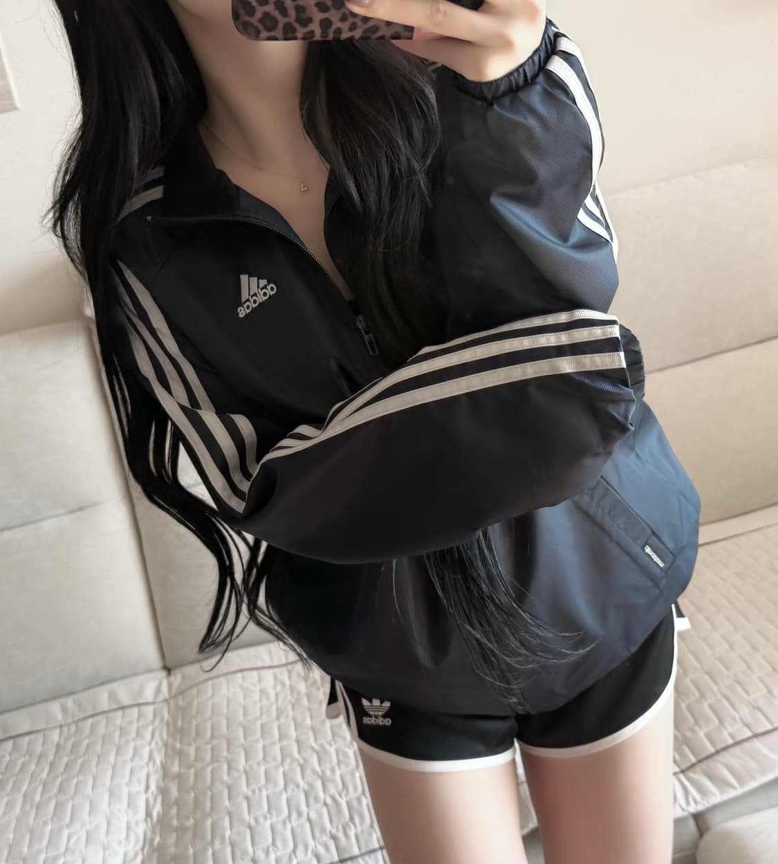 아디다스 일본 딥네이비 / 실버 유광 바람막이 상품이미지1