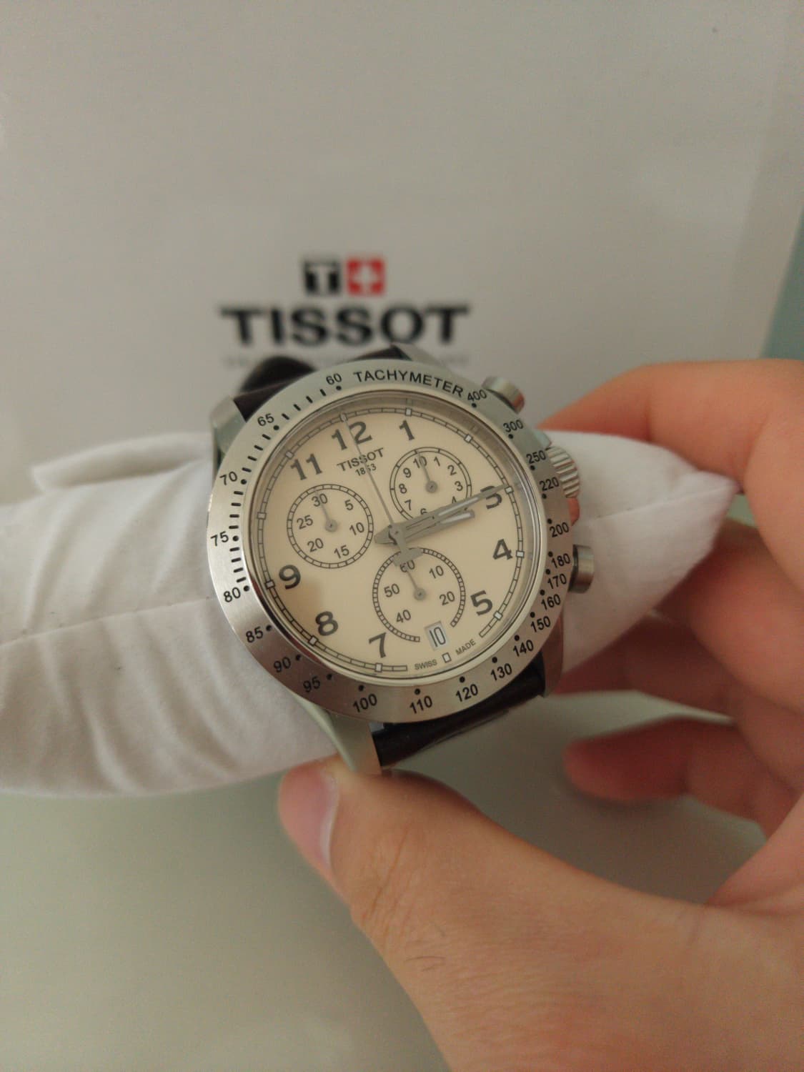 택포 풀박 정가 60 티쏘 V8 크로노그래프 100미터 방수 가죽시계 상품이미지1