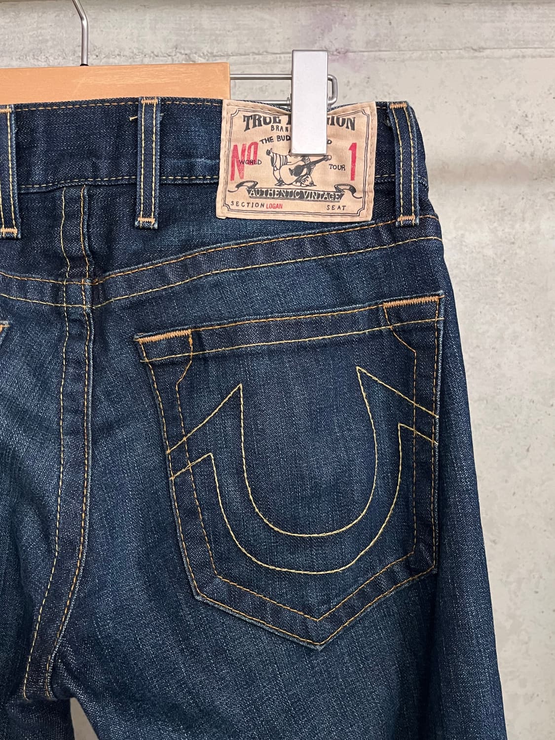 TRUE RELIGION LOGAN SUPER T DENIM PANTS 상품이미지3