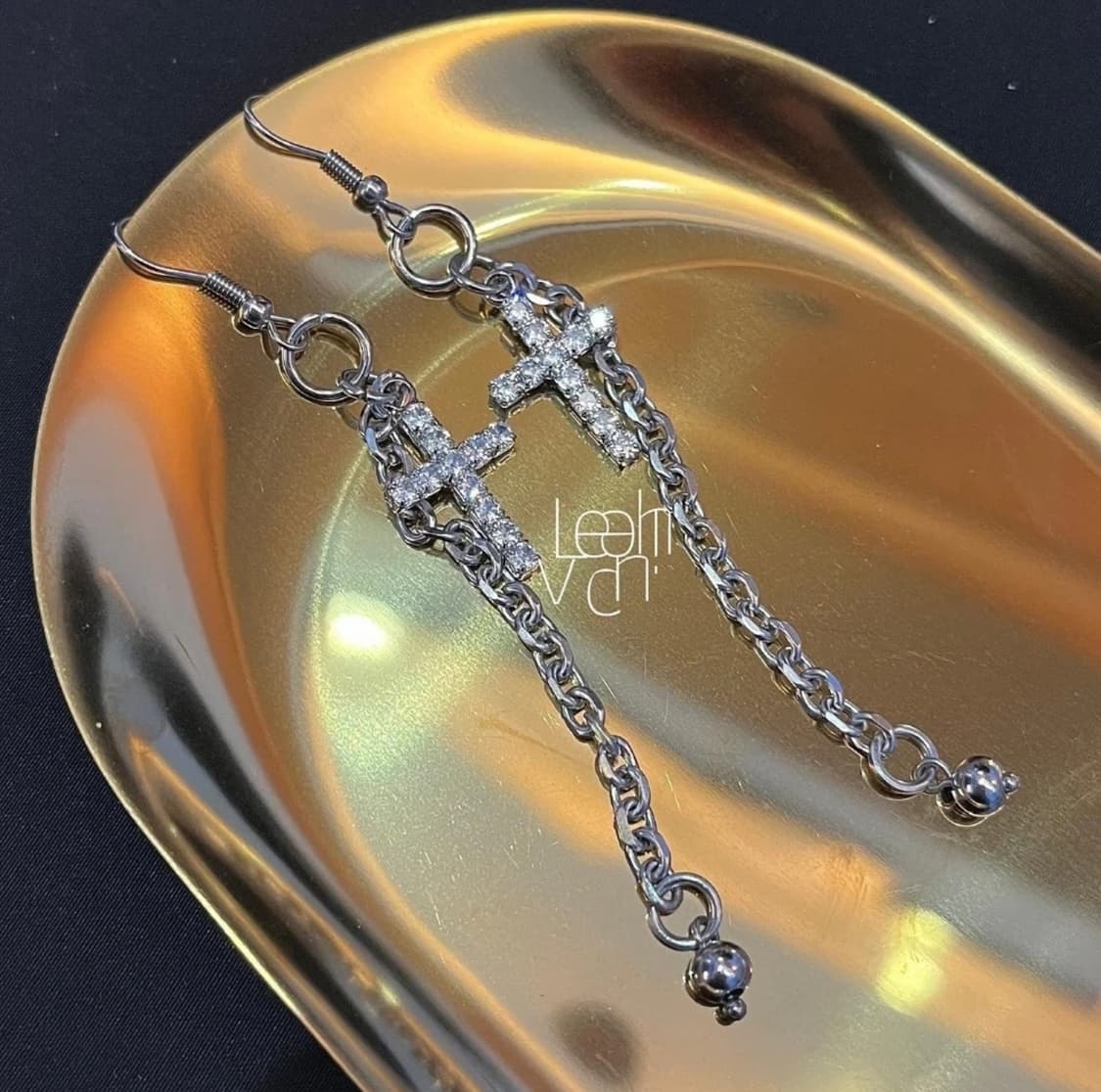 레체빈 십자가 서지컬스틸 귀걸이 상품이미지2