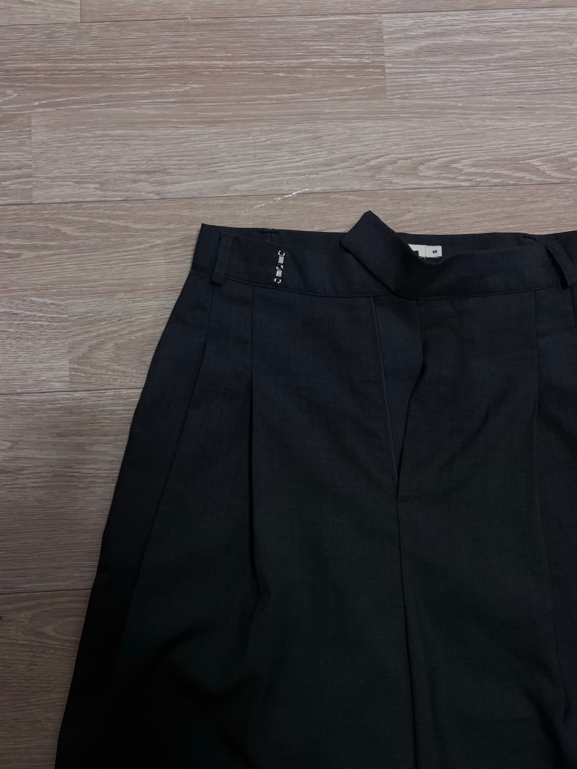 None 카키 와이드 슬랙스 상품이미지2