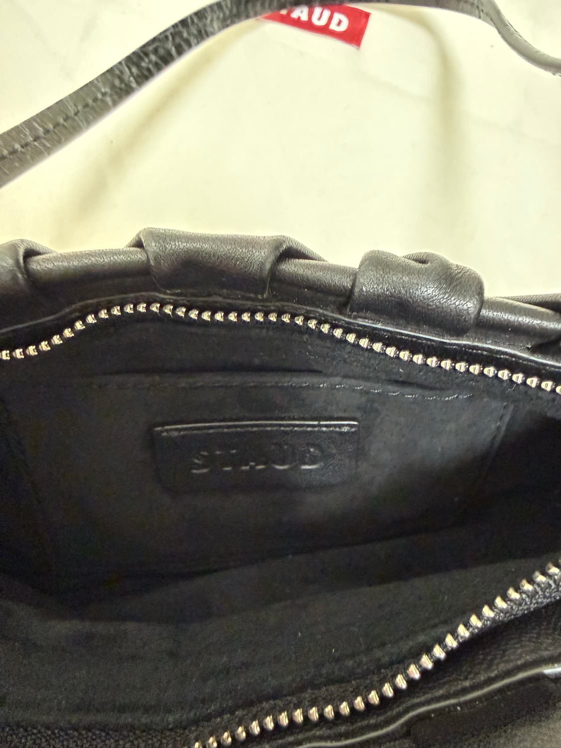 스타우드 빈백 블랙 레더 컨버터블 숄더백 상품이미지2