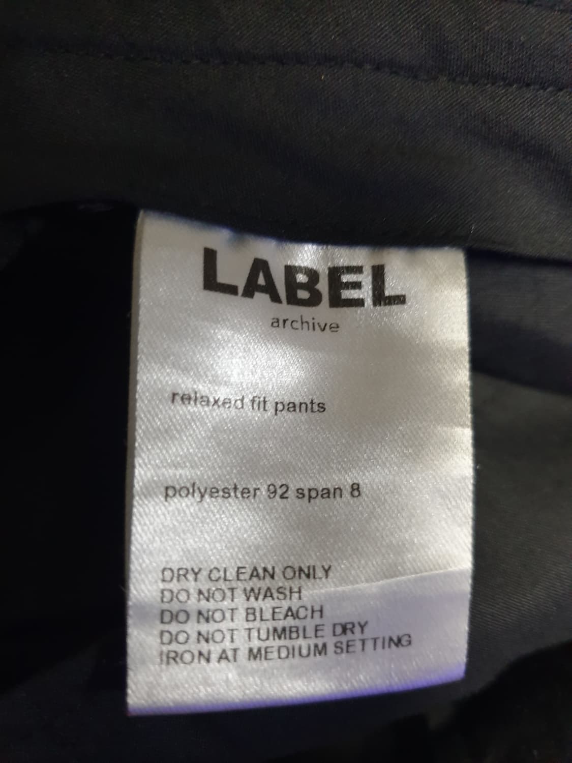 라벨아카이브 릴렉스핏 핀턱 슬랙스 블랙 (4사이즈) 상품이미지5