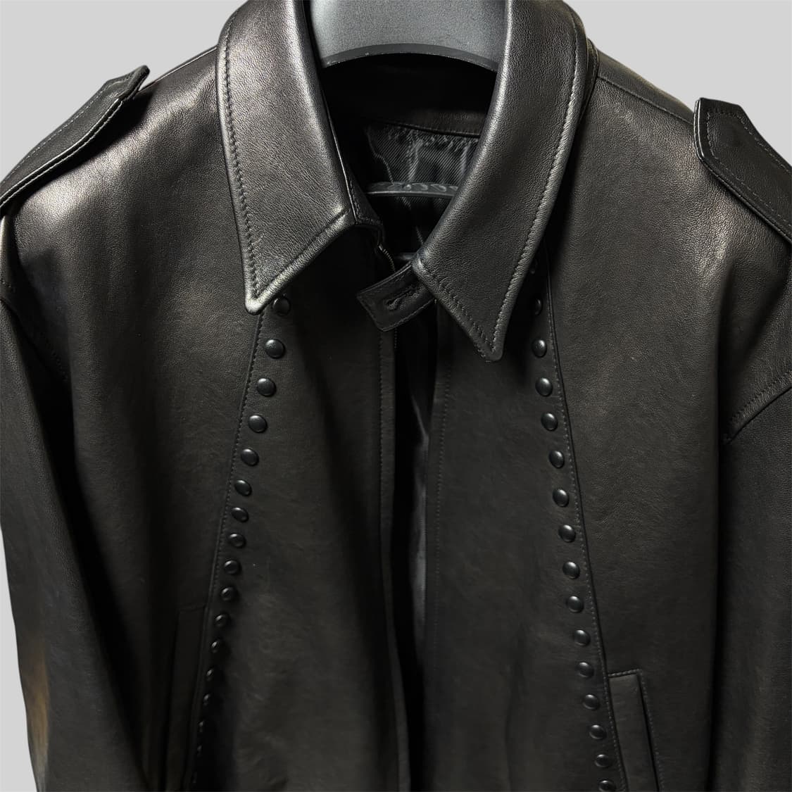 스테판쿡 x 솔리드옴므 스터드 레더 블루종 48 상품이미지2