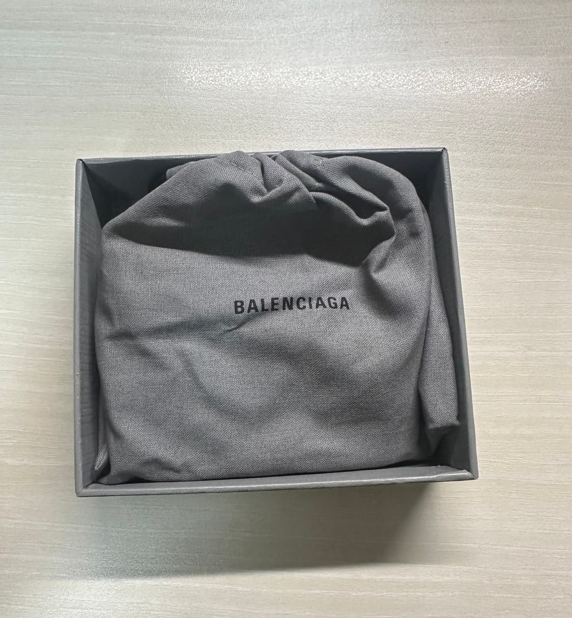 발렌시아가 지갑 상품이미지4