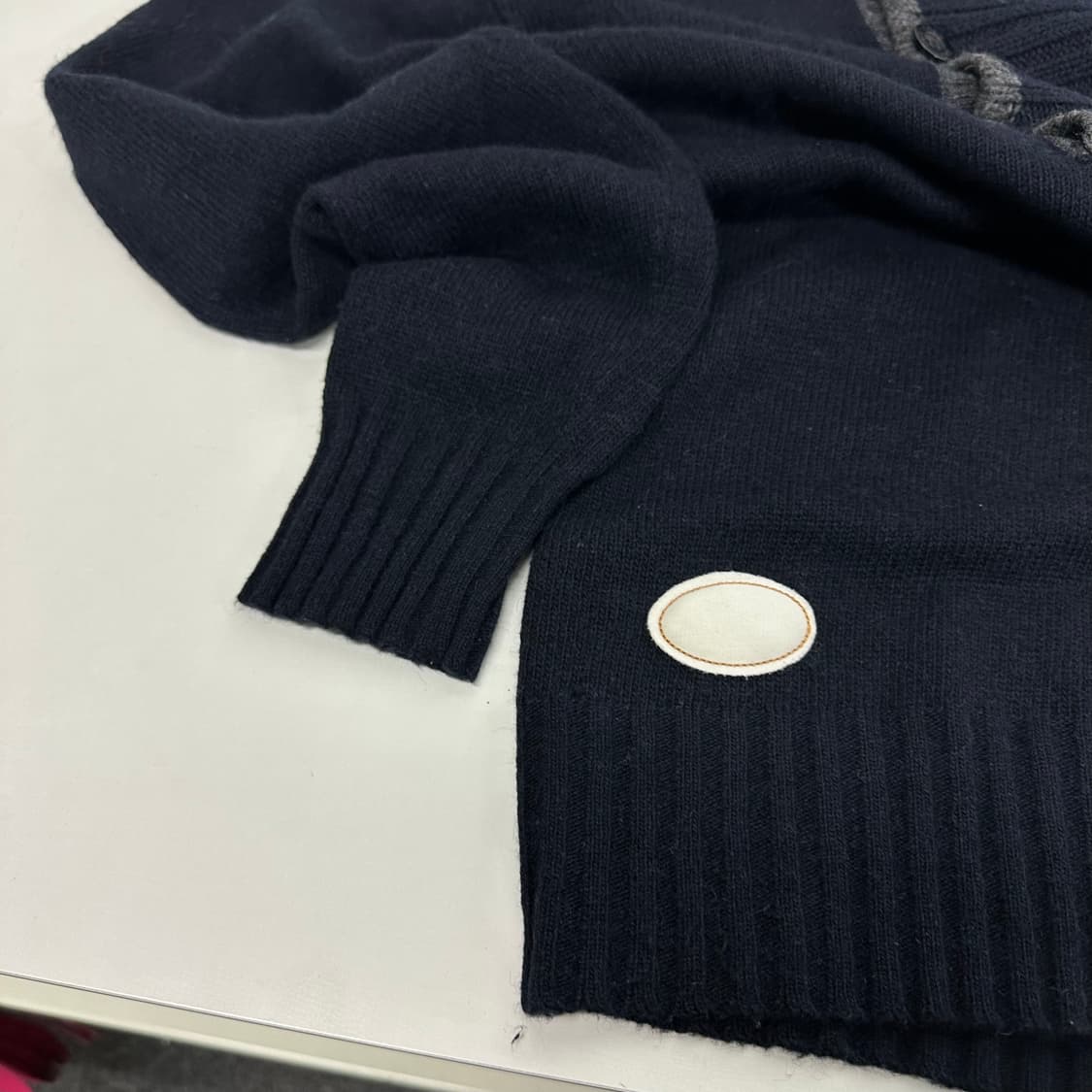 95-100 돌체앤가바나 D&G 다크네이비 버튼 백로고 숄카라 니트 상품이미지5