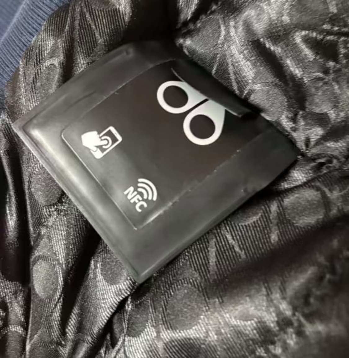 무스너클 버니스웨터 네이비 L 상품이미지4