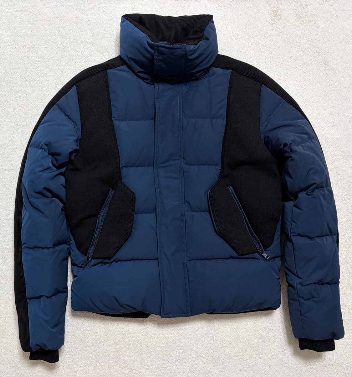 [44] 준지(Juun.J) 니트 믹스 패딩 자켓 (네이비/블랙) 상품이미지1