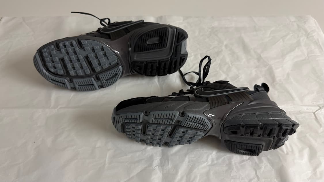 W235 / 나이키 V2K 런 고어텍스 블랙 아이언 그레이 상품이미지9