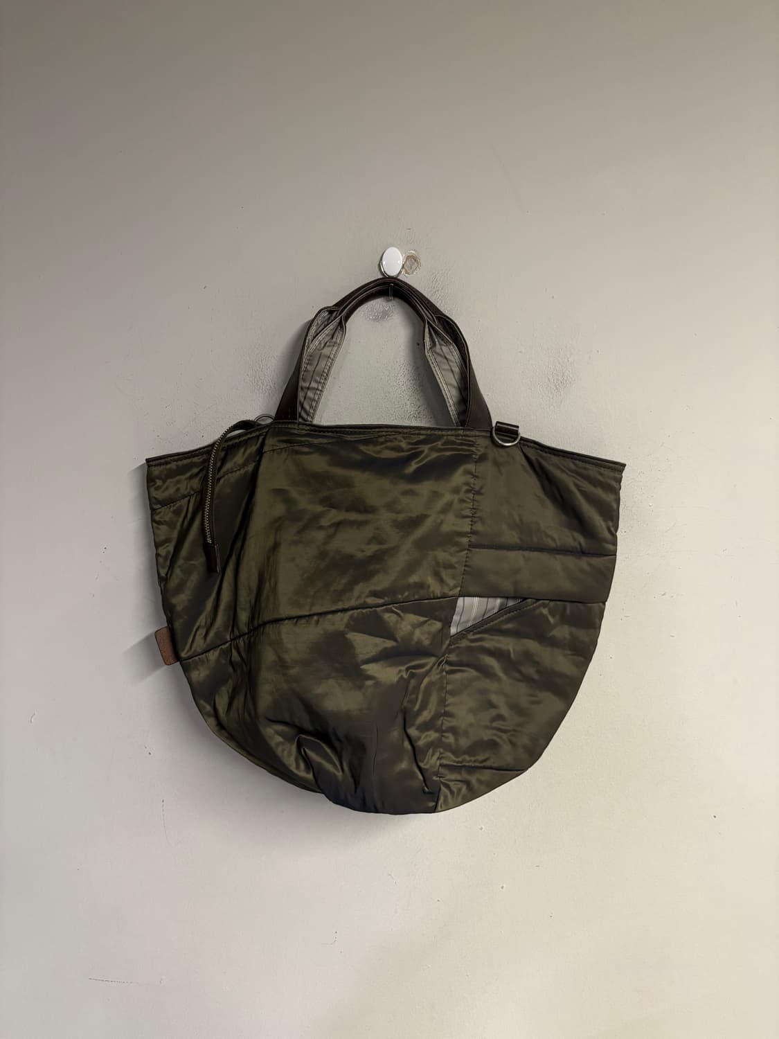 Y‘SACCS nylon patchwork tote bag  상품이미지5