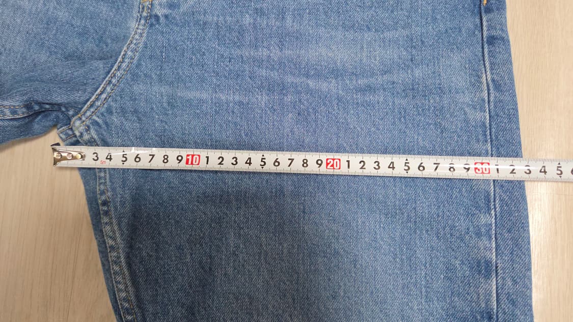 (착샷) 코스 COS 레귤러 스트레이트 데님 팬츠 상품이미지5