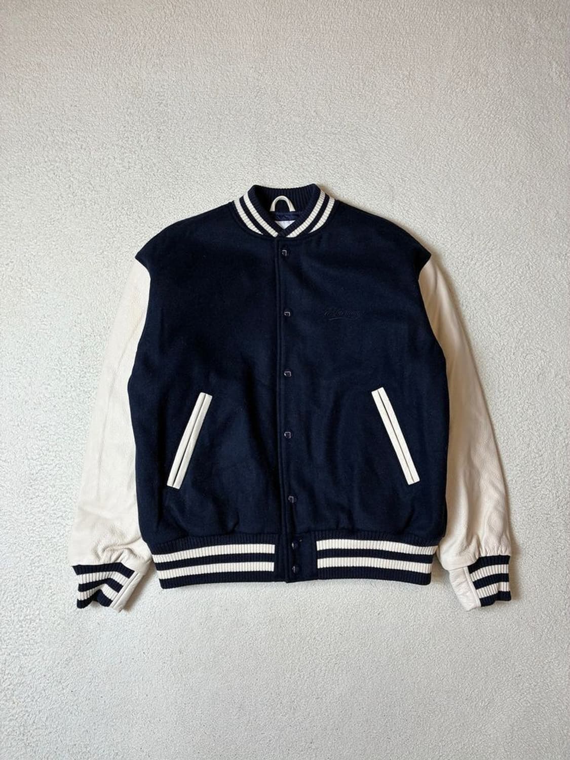 에스피오나지 AW 스탠다드 소가죽 배색 바시티 자켓 PN7933 상품이미지1