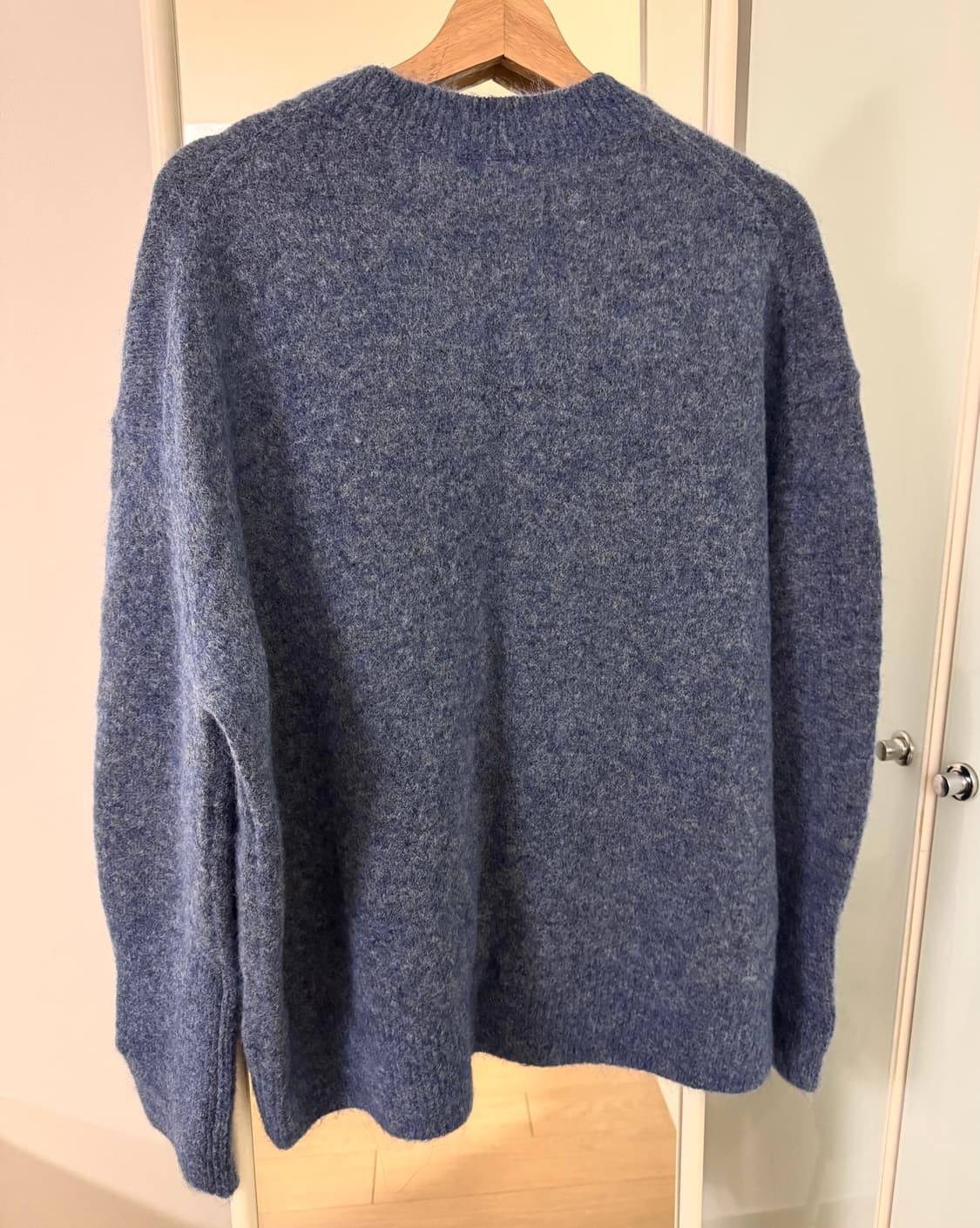 앤아더스토리즈 모헤어 루즈핏 니트 스웨터 미착용 M-L 상품이미지3