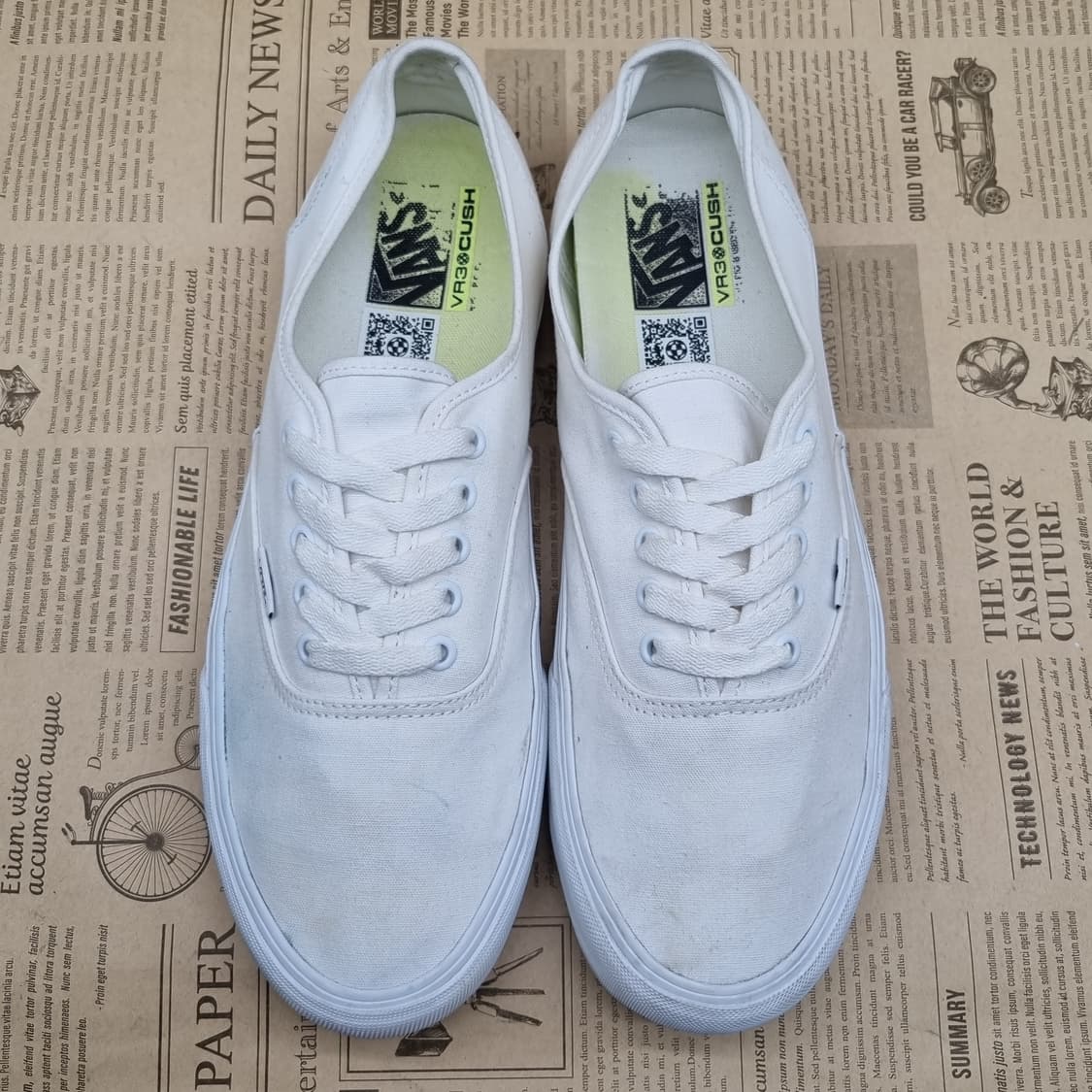 반스 어센틱 VR3 남성스니커즈 300 상품이미지2