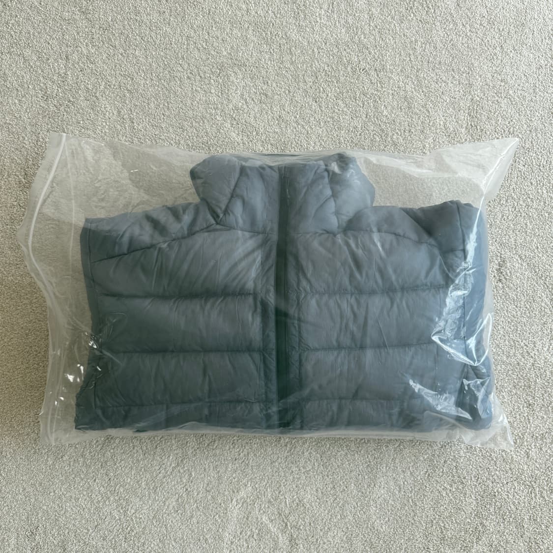 모이프 헬리움 후드 경량 구스다운 패딩 자켓 2사이즈 M 상품이미지4