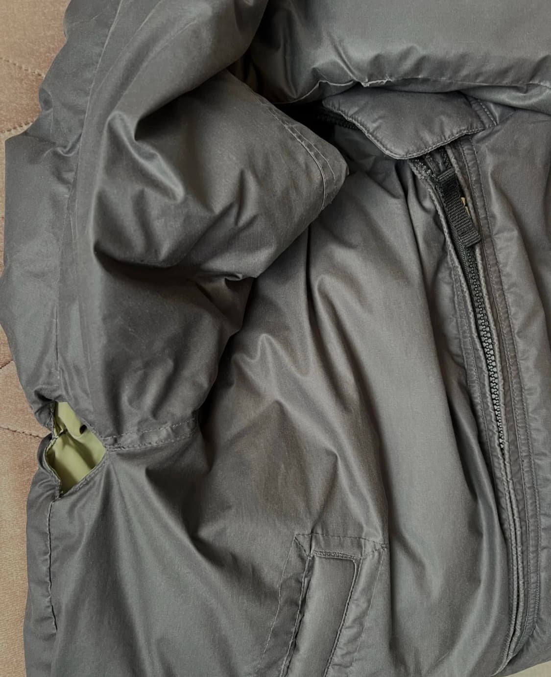 디젤 남성 차콜그레이 후드패딩점퍼 상품이미지7