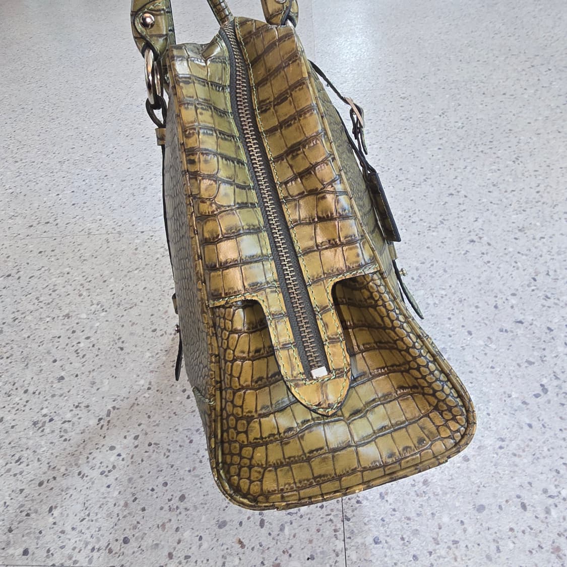 FINO LEATHERWEAR 크로커 엠보 레더 토트백 상품이미지6