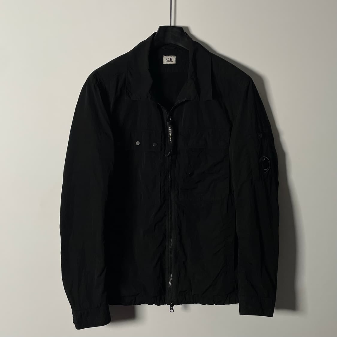 CP컴퍼니 투웨이 렌즈 나일론 자켓 (on.557)   상품이미지3