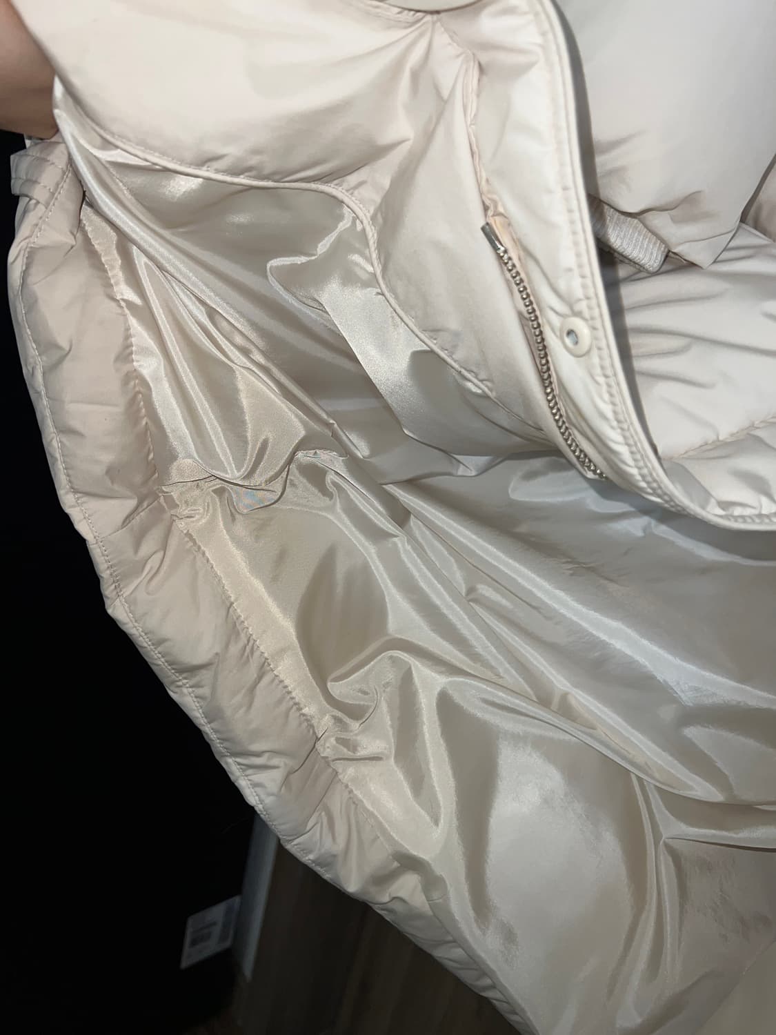 에고이스트 시그니처 페미닌 구스 롱 다운 (55) 상태 굳 상품이미지10