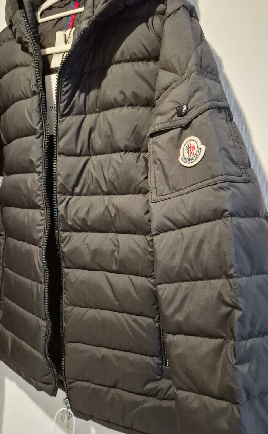 몽클레어패딩 상품이미지3
