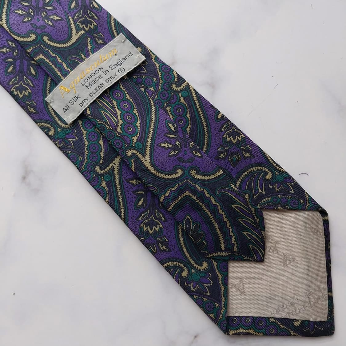 아쿠아스큐텀 실크 퍼플 페이즐리 넥타이 8.3cm A+등급 K1145
 상품이미지9