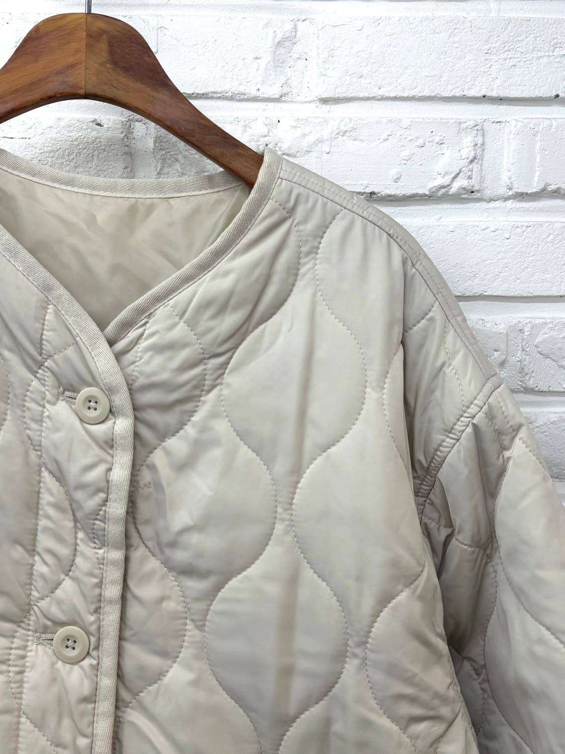 아이보리 경량패딩 상품이미지4