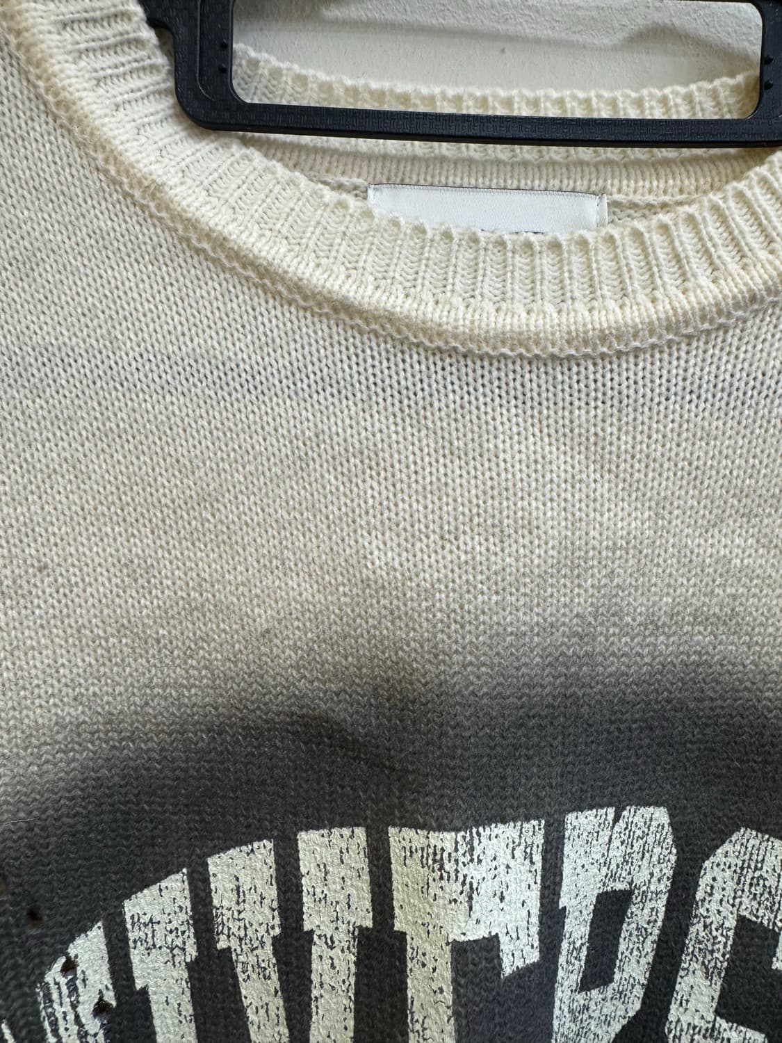 뱀파이어위켄드 빈티지 워싱 니트 / 그런지 디스트로이드 유니버시티 니트 상품이미지3