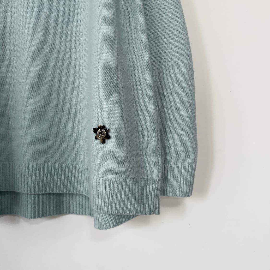 오즈세컨 울 캐시미어 니트 탑 상품이미지3