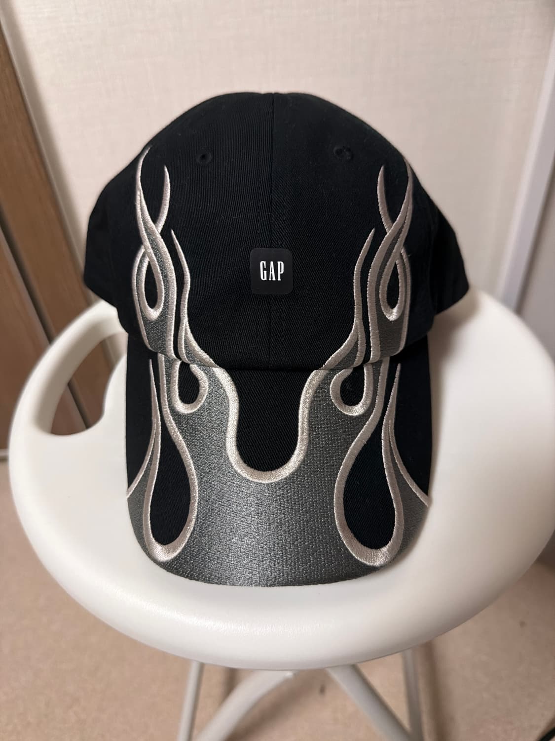 이지갭 발렌시아가 플레임 캡 상품이미지1