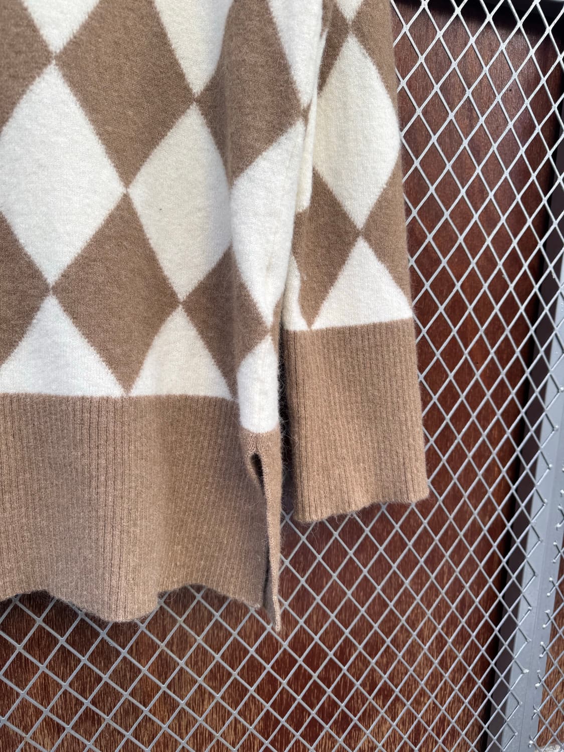 앤아더스토리즈 아가일 오버핏 알파카 니트 스웨터 S 상품이미지6