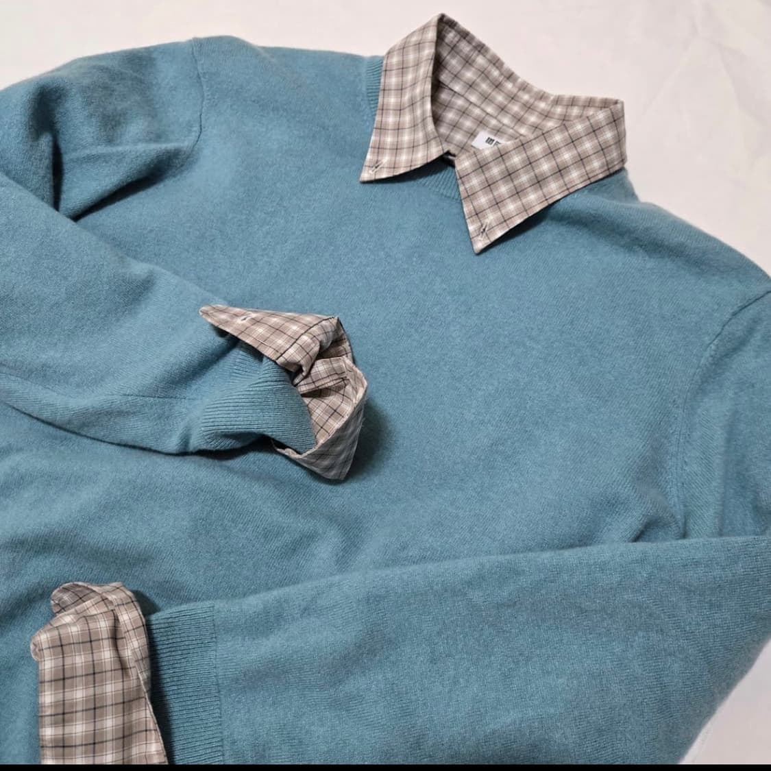 유니클로 캐시미어 크루넥 스웨터 상품이미지1